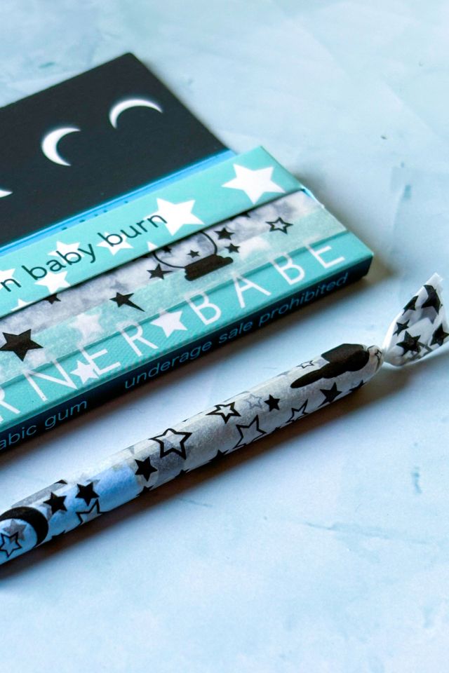 Burner Babe Starlit Rolling Papers #1