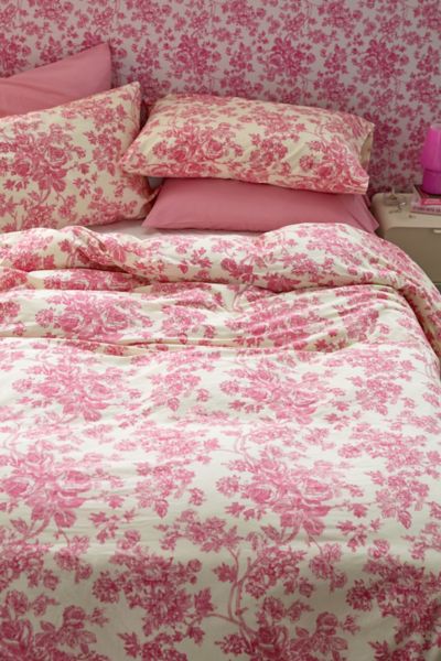 Printed Bedding + Décor | Floral + Bow Room Décor