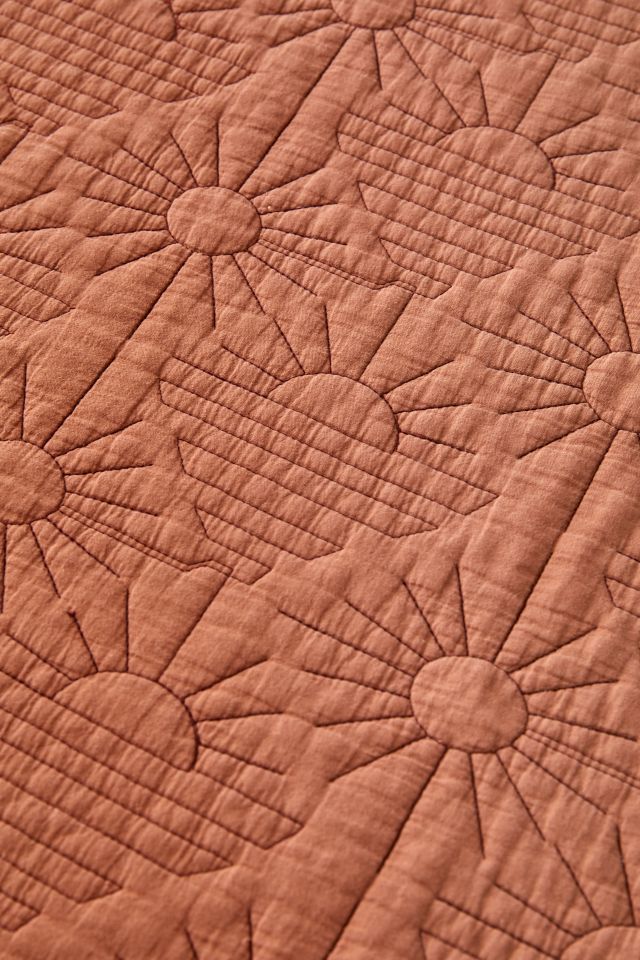 Geo Sun Stitched Cozy Crinkle Quilt Set #4