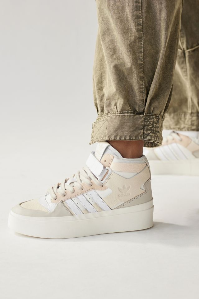 adidas Forum Bonega Mid Women\'s Sneaker | Urban Outfitters | Sneaker low