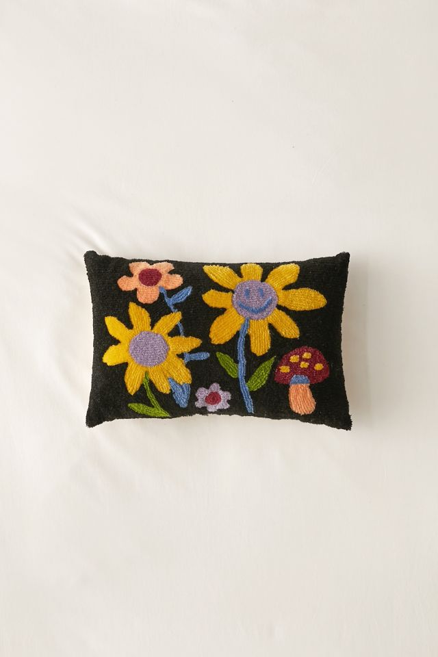 ‘90s Daisy Bolster Pillow #1