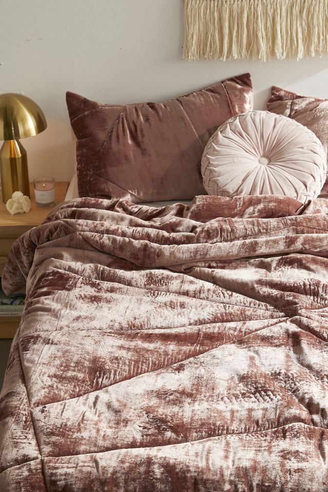 Velvet deals bedding set