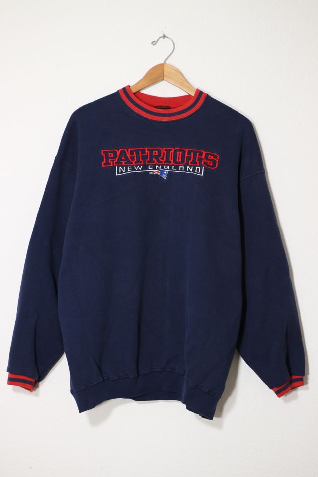 patriots old logo sweatshirt