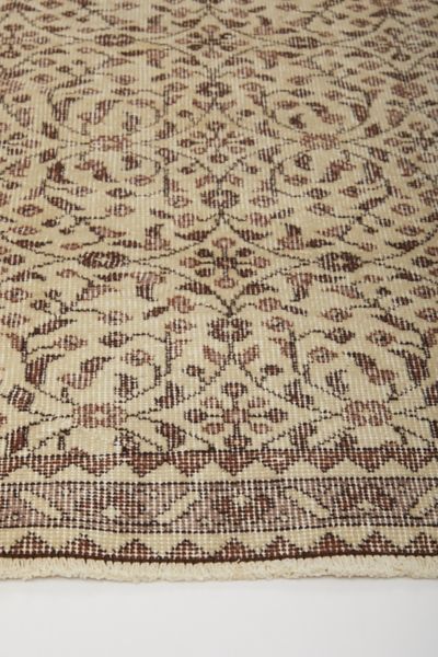 Canary Lane Vintage Area Rug No. 1546