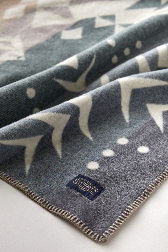 Pendleton Agate Beach Throw Blanket #1