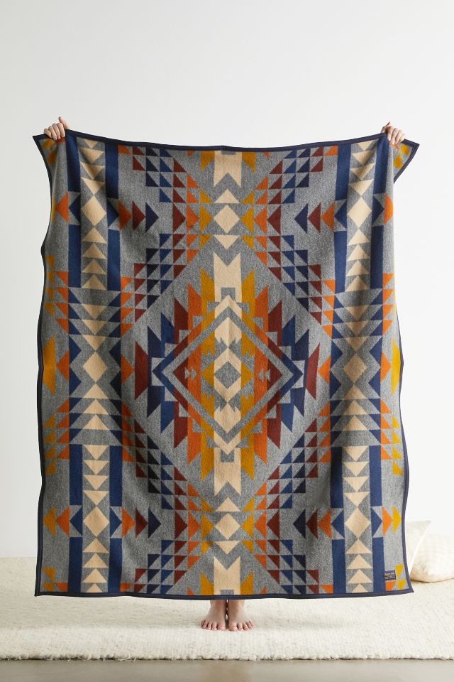 Pendleton Smith Rock Throw Blanket