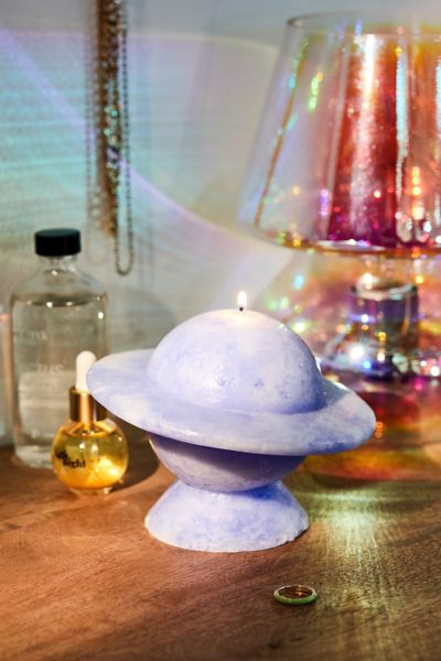 Saturn Shaped Candle Product Page