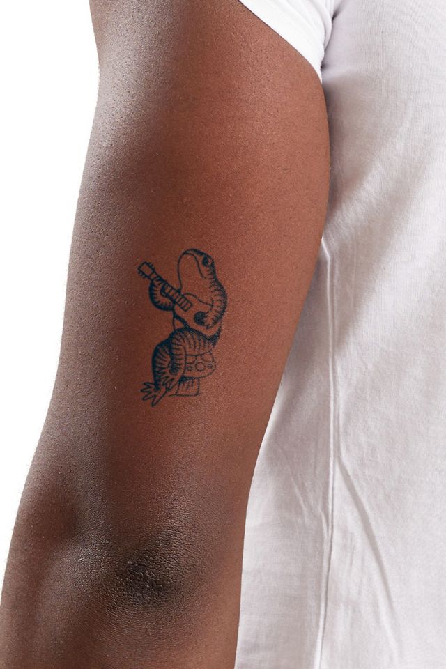 dichtbij Theoretisch Beyond Inkbox Semi-Permanent Tattoo Kit | Urban Outfitters