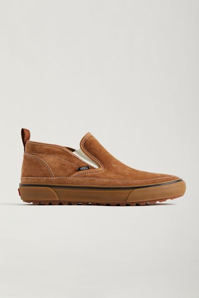 Vans mid best sale mte slip on