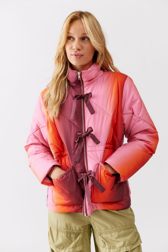 【Hosbjerg/ホスビョーグ】HAVA SUNSET ジャケット Hosbjerg Hava Sunset Quilted Jacket | Urban Outfitters