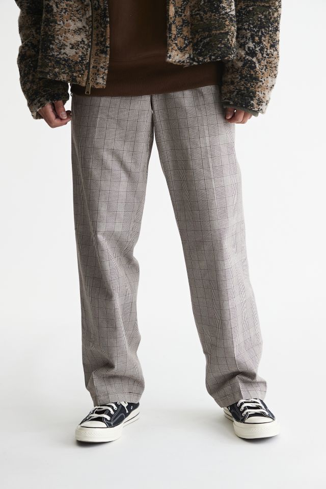 Dickies Straight Fit Pleated Trouser Pant | Urban Outfitters