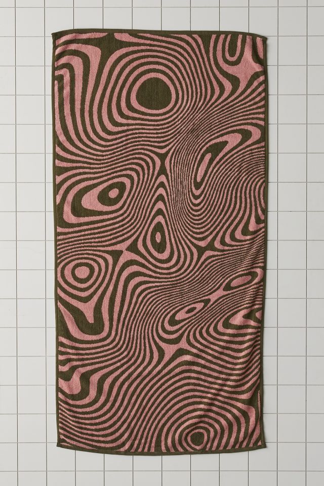 BAGGU Reversible Trippy Swirl Bath Towel #1