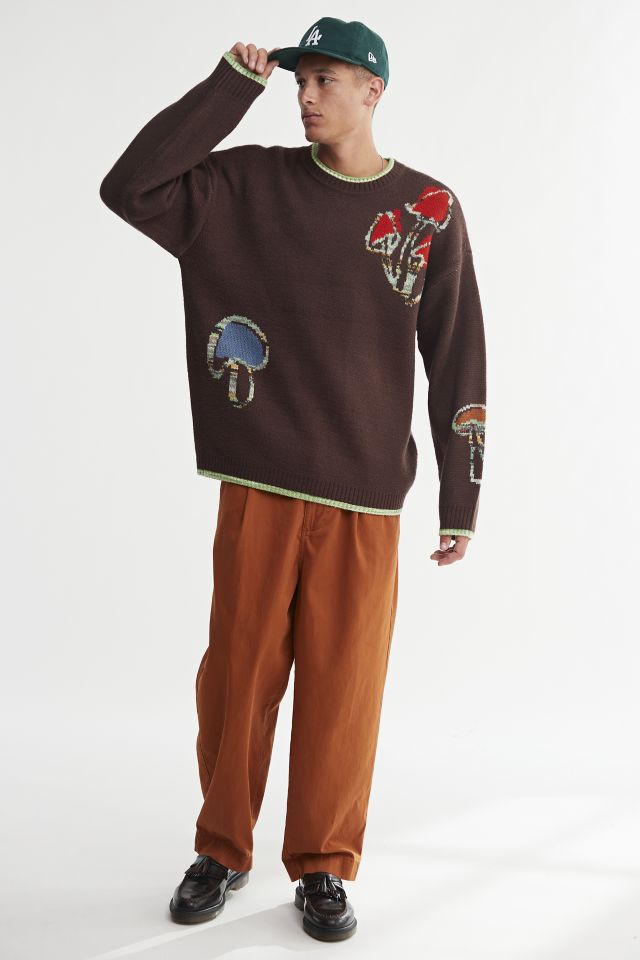 UO Graphic Crew Sweater #1