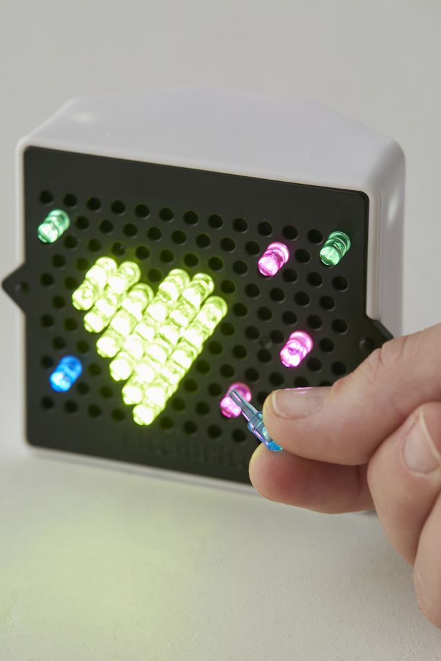 Mini panneau perforé lumineux rétro Lite-Brite #2
