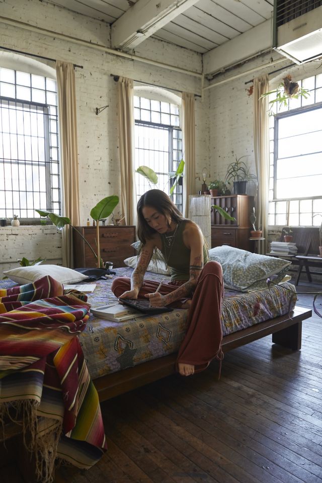 Alonzo Platform Bed #5