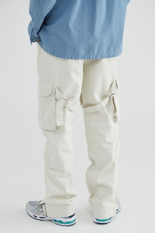 Standard Cloth Flared Cargo Pant