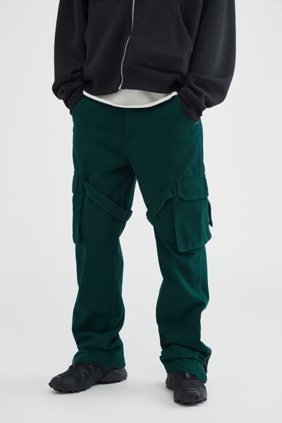 Standard Cloth Flared Cargo Pant In Dark Green