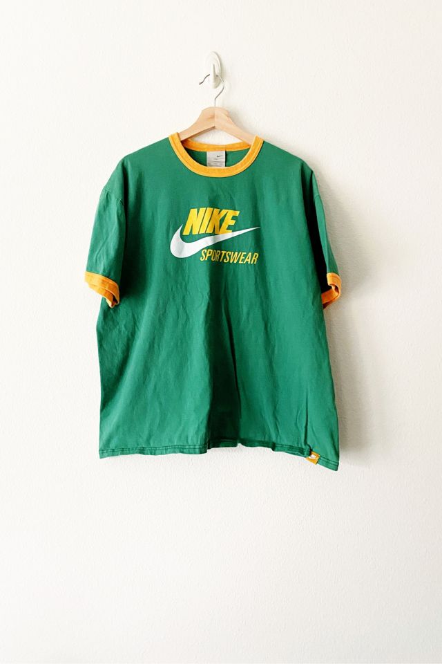 Relativiteitstheorie Mechanica sigaret Vintage Nike Ringer Tee | Urban Outfitters