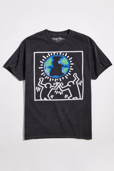 Keith Haring Love The Earth Tee | Urban Outfitters