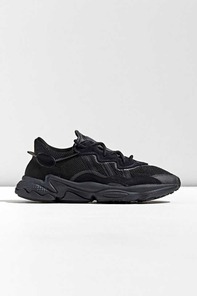 adidas Ozweego Sneaker | Urban Outfitters