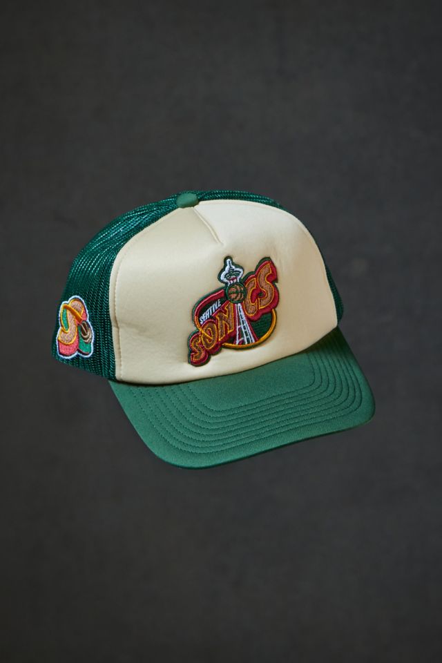 Mitchell & Ness Seattle Supersonics Sonics Fitted Size 7 1/4 Full Team Logo  Hat Cap - Black and White