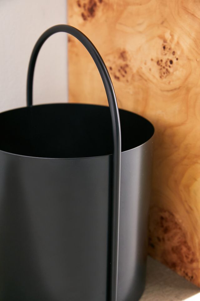 Calliope Trash Can #1