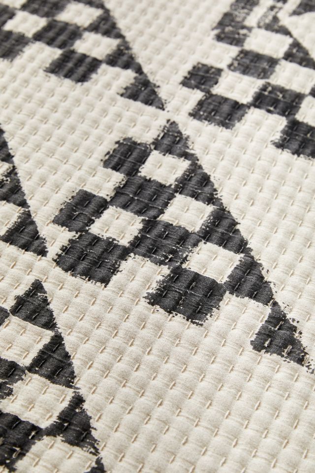 Mimi Geo Bed Blanket #3