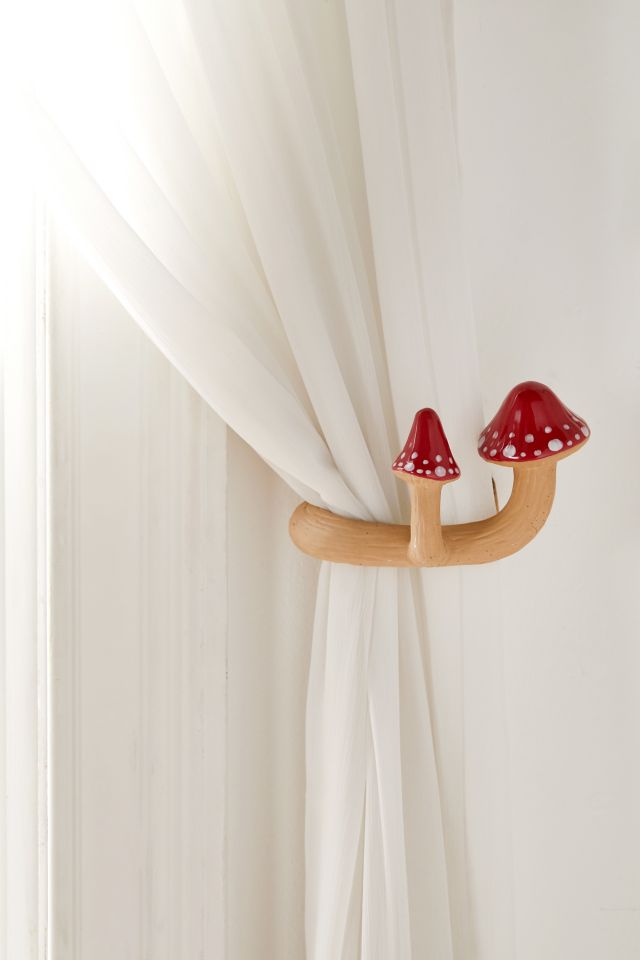 Shroomy Curtain Tie-Back