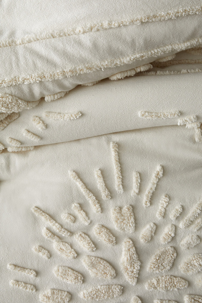 Jackie Icon Tufted Comforter