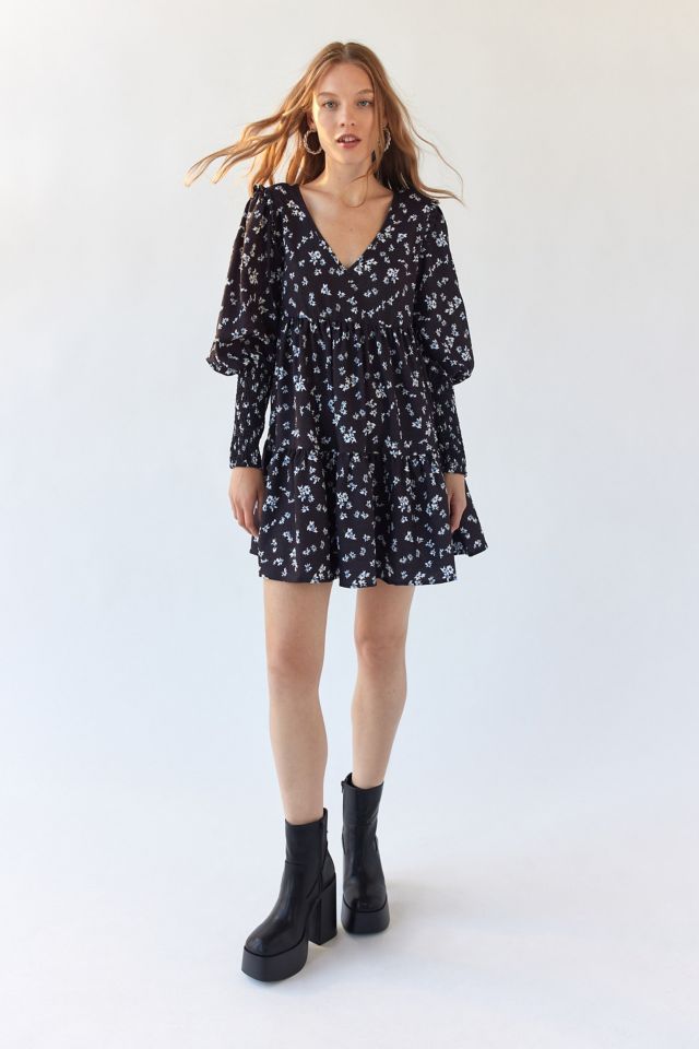 Kiss The Sky Floral Puff Sleeve Mini Dress | Urban Outfitters Canada