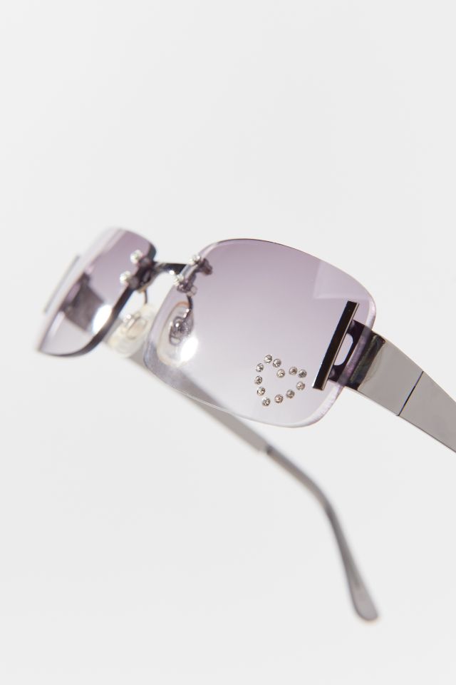 Urban Renewal Vintage '90s Y2K Heart Sunglasses #1