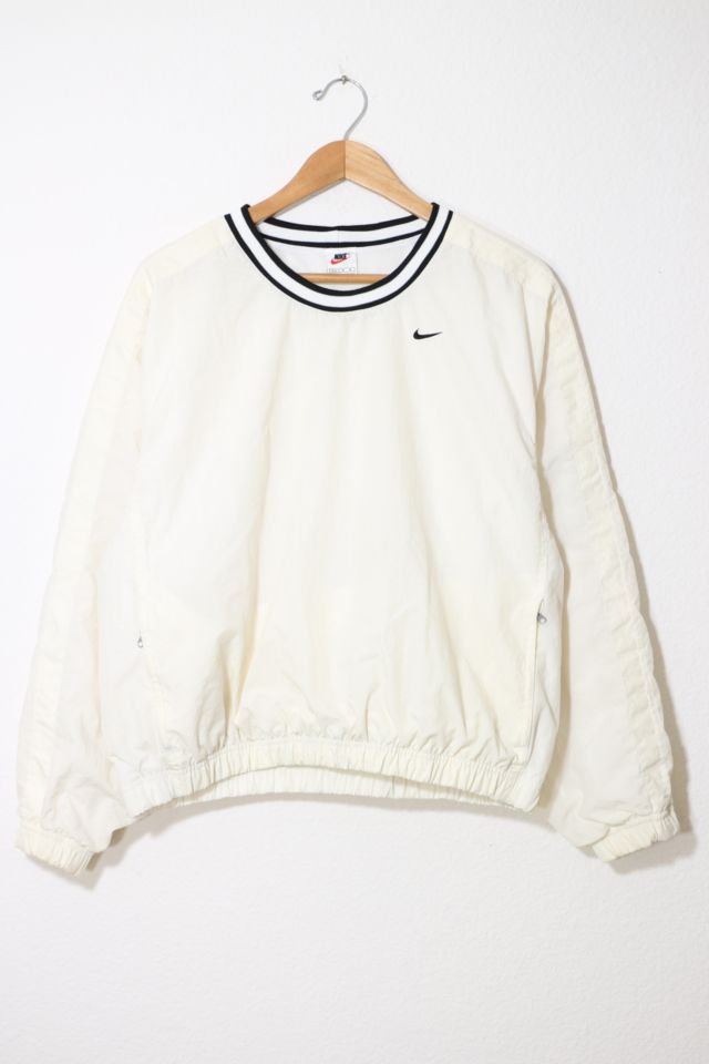 Heel boos definitief paar Vintage Nike 1990s Crew Neck Pocketed Wind Pullover | Urban Outfitters