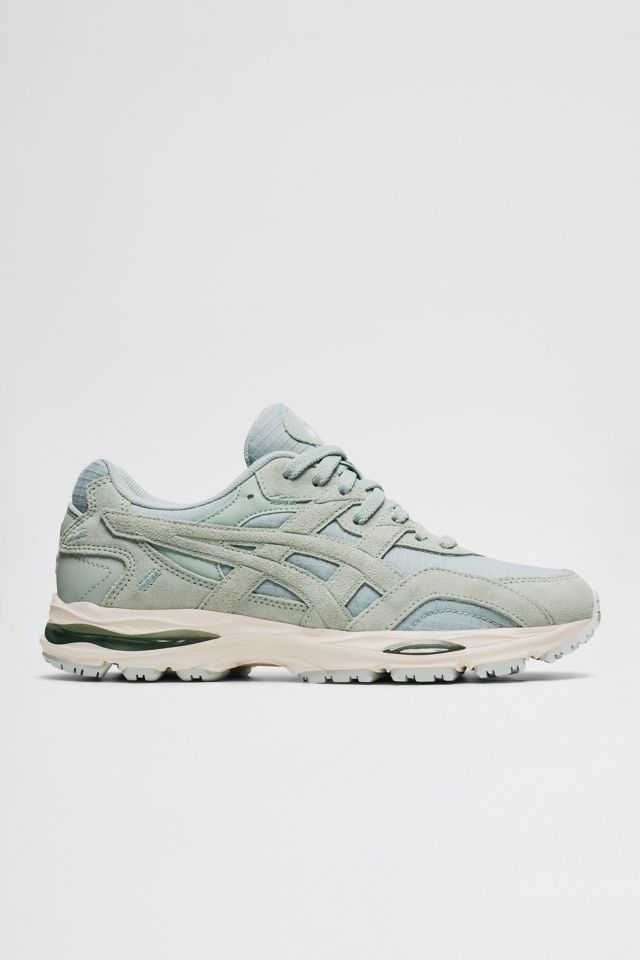 Asics hot sale urban outfitters