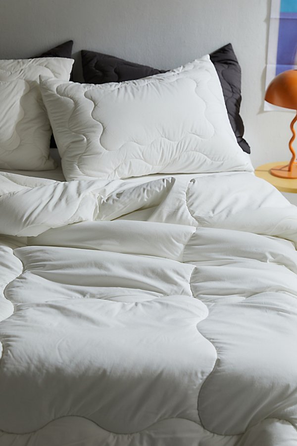Shop Urban Outfitters Squiggle Percale Super Puff Comforter In White At