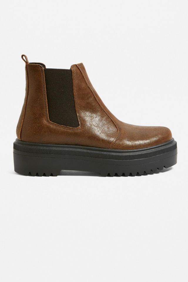 Uo brody suede platform chelsea boot sales