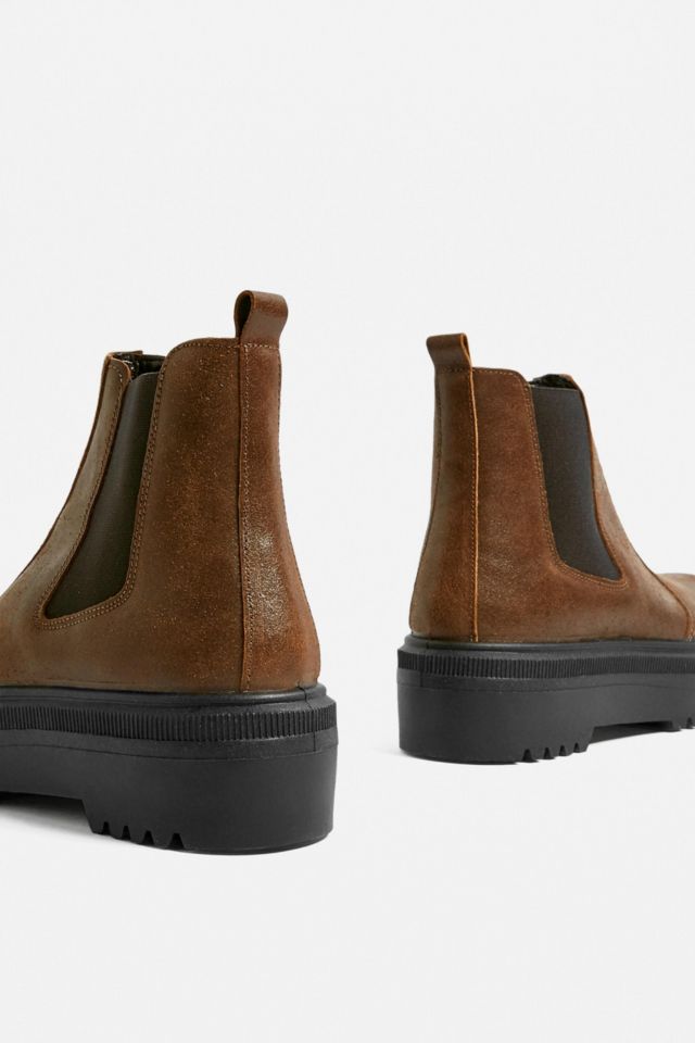 Uo brody platform store chelsea boot