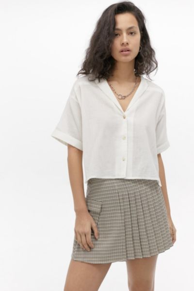 UO Gracie Dobby Short-Sleeve Shirt | Urban Outfitters