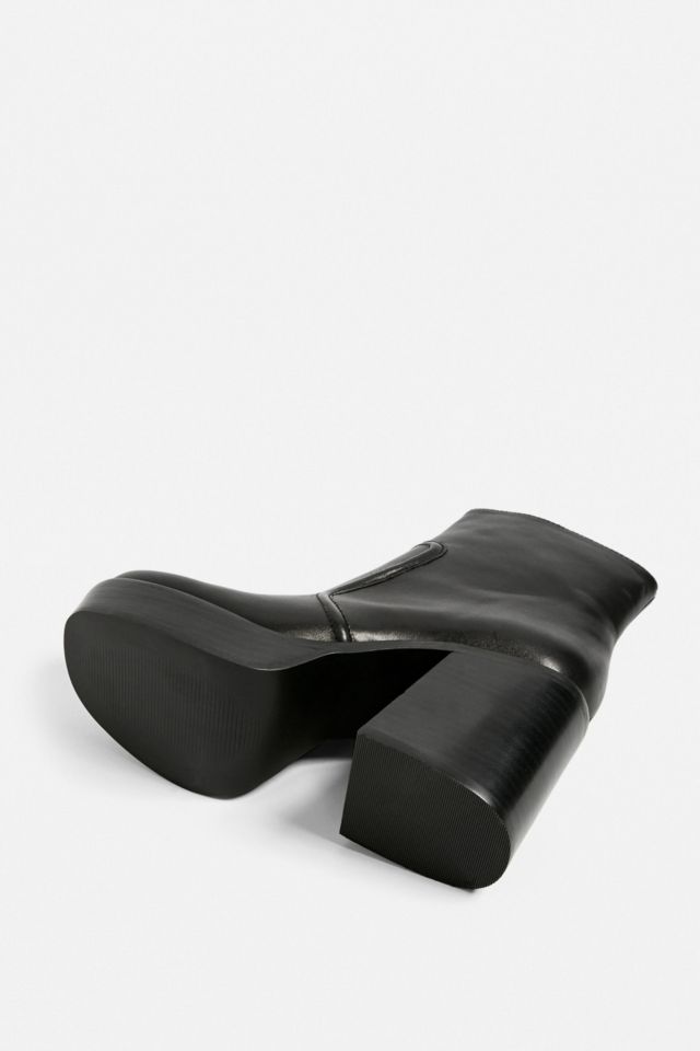 Uo leo platform boot hotsell