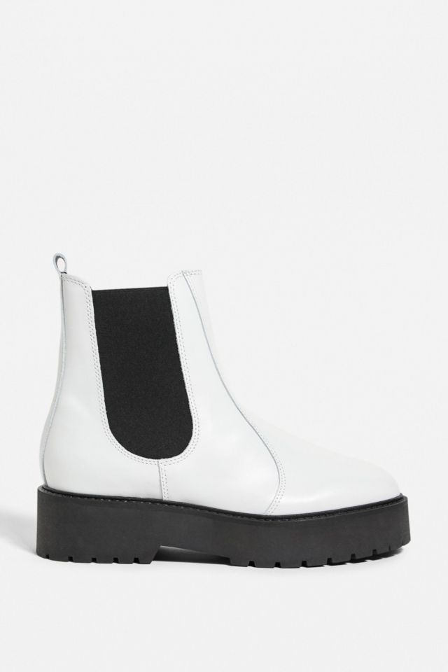 UO Bruno Chelsea Boot | Urban Outfitters