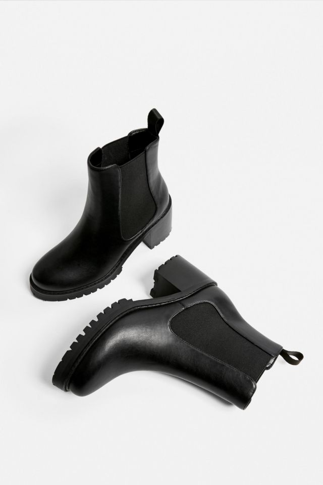 UO Boston Heeled Chelsea Boot Urban Outfitters