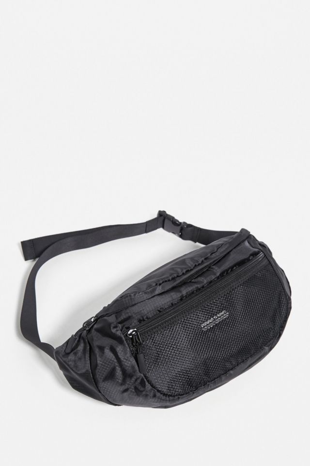 UO Black Mesh Large Crossbody Belt Bag | Urban Outfitters