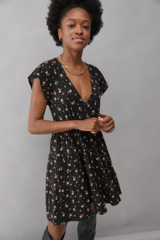 Black floral shop dress short