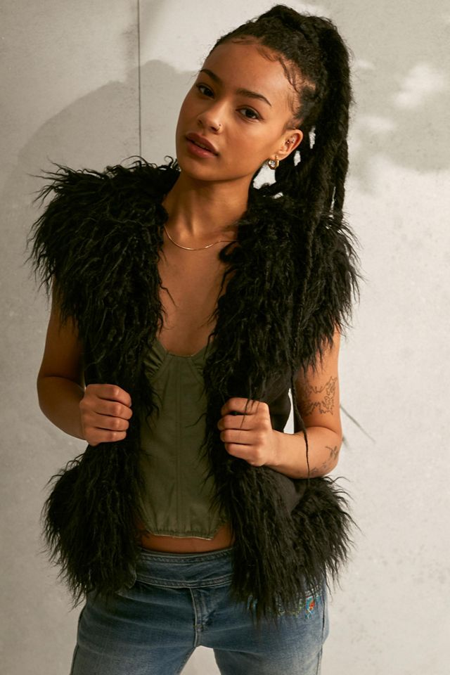 UO Y2K Faux-Fur Tim Vest | Urban Outfitters 