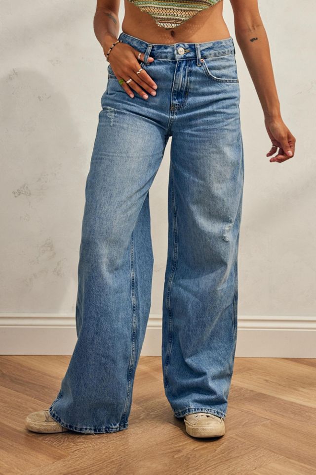 BDG Mid-Wash Puddle Jean | Urban Outfitters