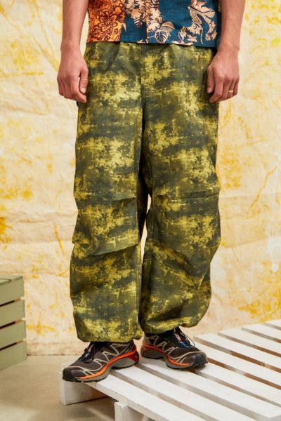 BDG Camo Baggy Tech Pant | Urban Outfitters