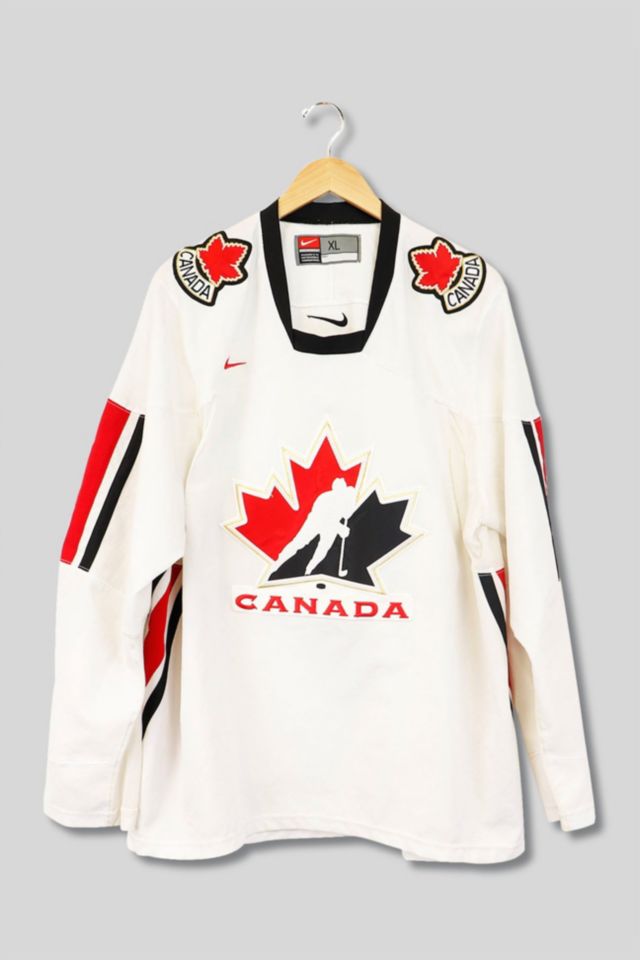 Nike Vintage Canada Hockey Jersey Girls 6X Red