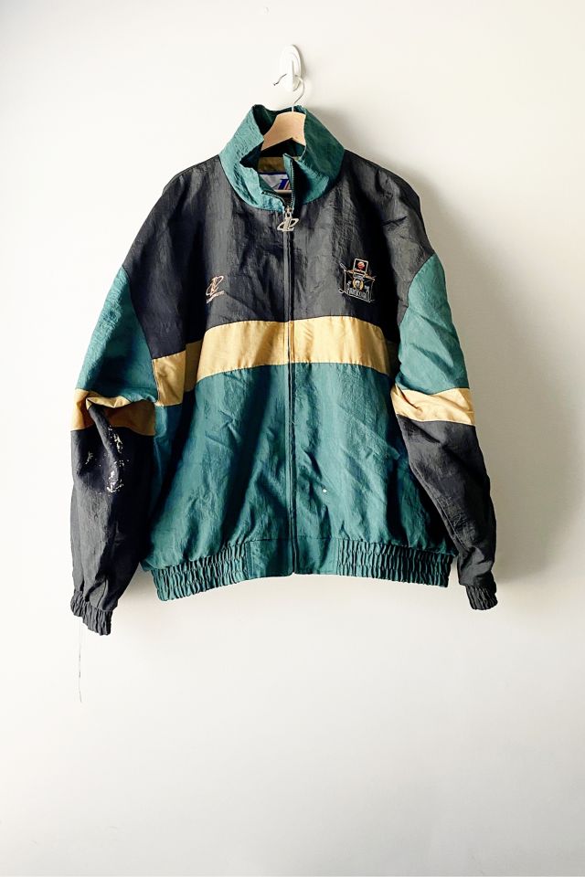 Athletic windbreaker on sale