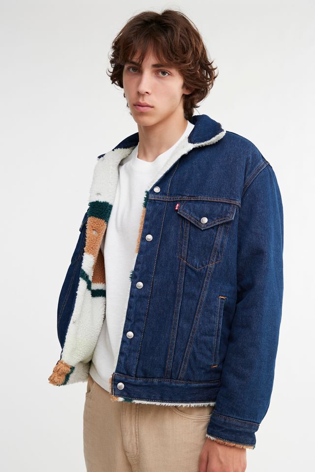 Levi’s Reversible Vintage Fit Fleece & Denim Jacket | Urban Outfitters