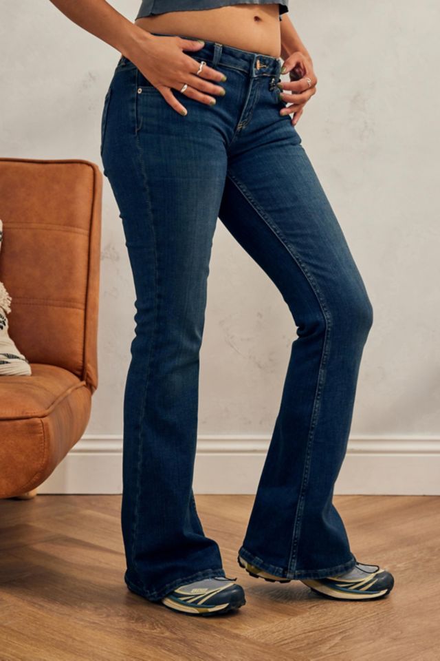 Flared Low Jeans