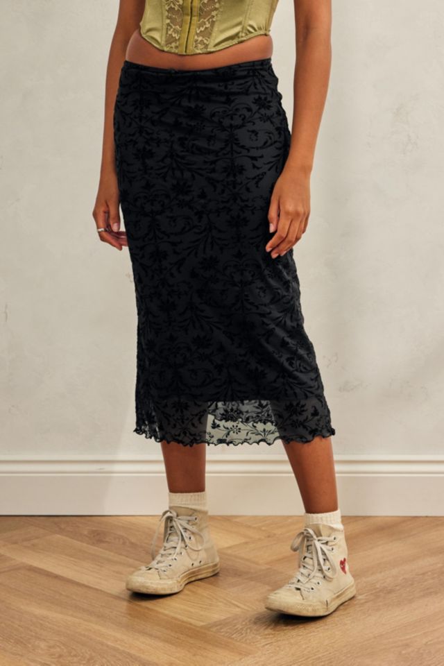 UO Black Floral Flocked Mesh Midi Skirt | Urban Outfitters